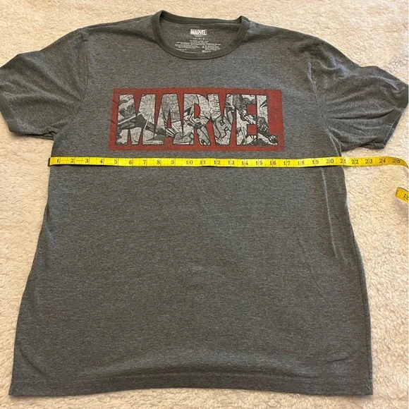 Marvel T-shirt - Picture 1 of 6